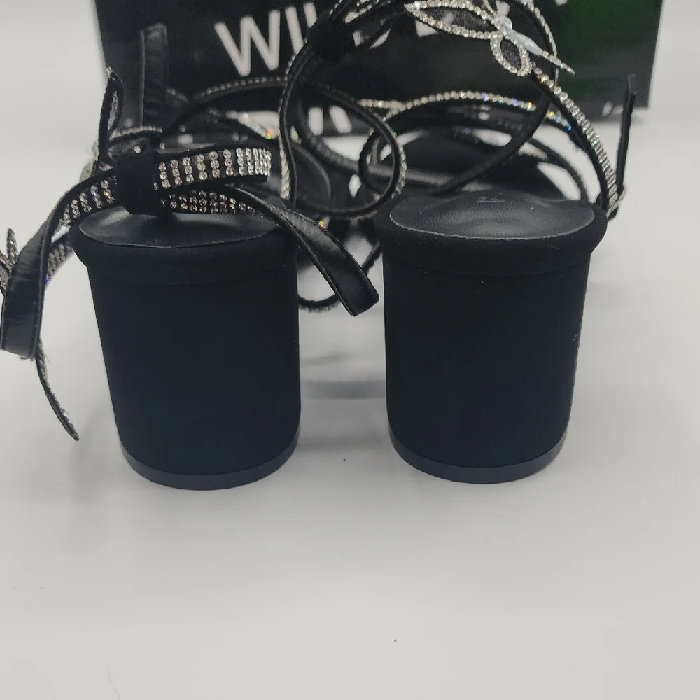 Diva Elegant Black Sandals with Silver Embellishments